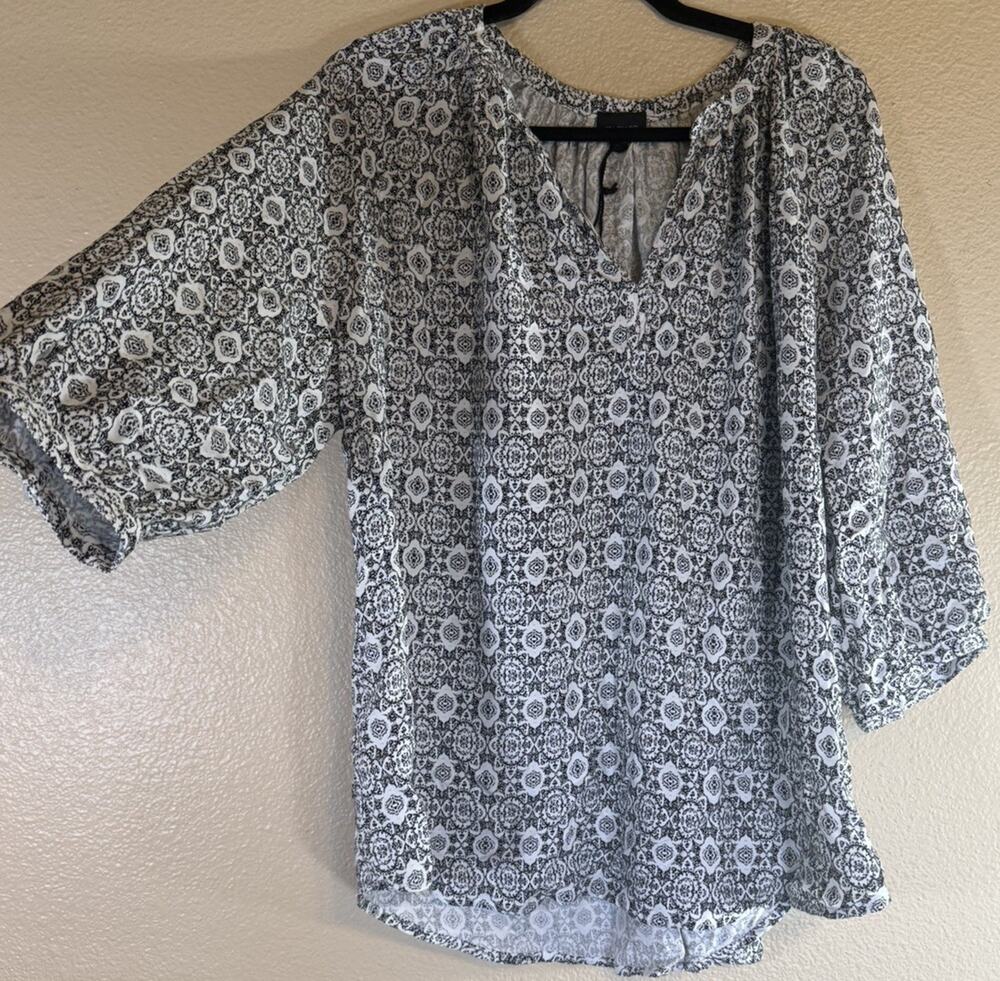 NWT Jones & Co Jones New York Plus 1X V-Neck Blouse Top Black White